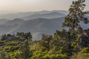 cascade-siskiyou-national-mon-1